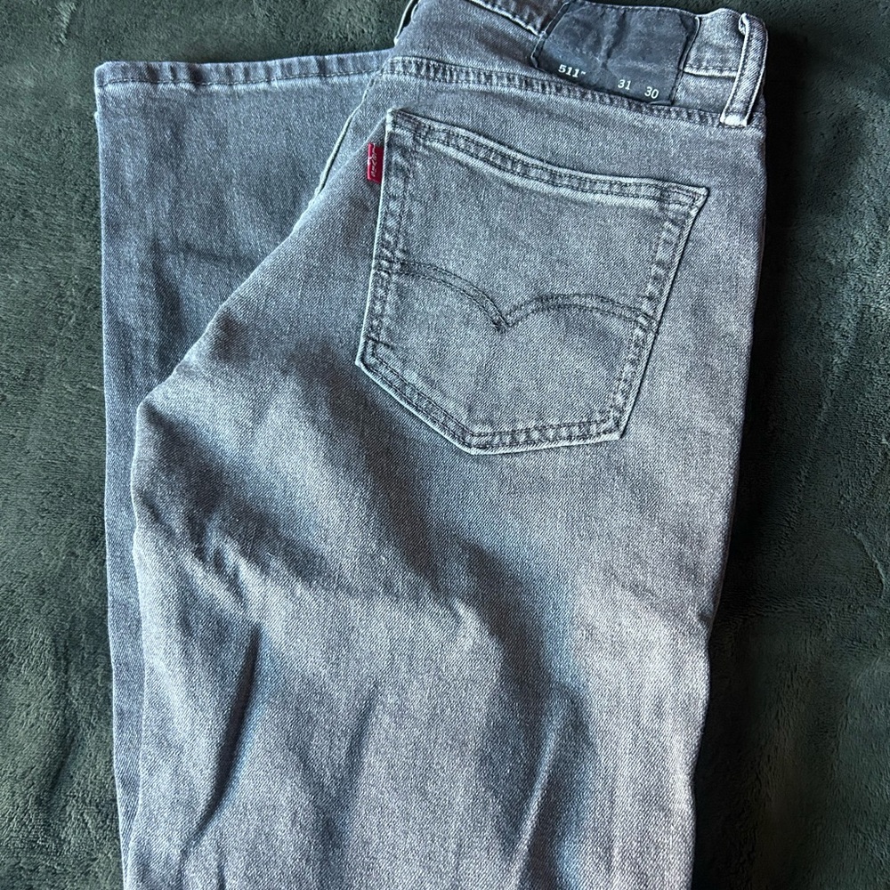 Levi's Men's Classic Gray Straight Jeans